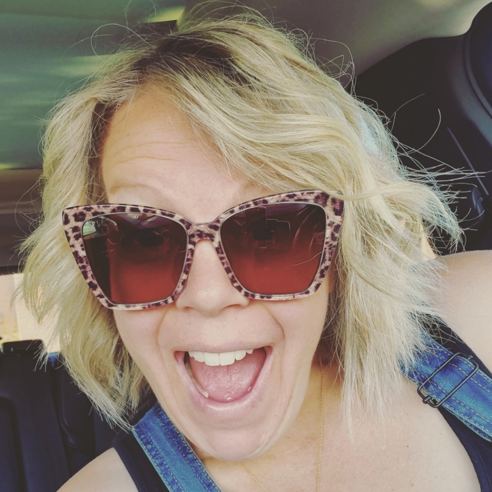 Meet your Posher, Stephanie